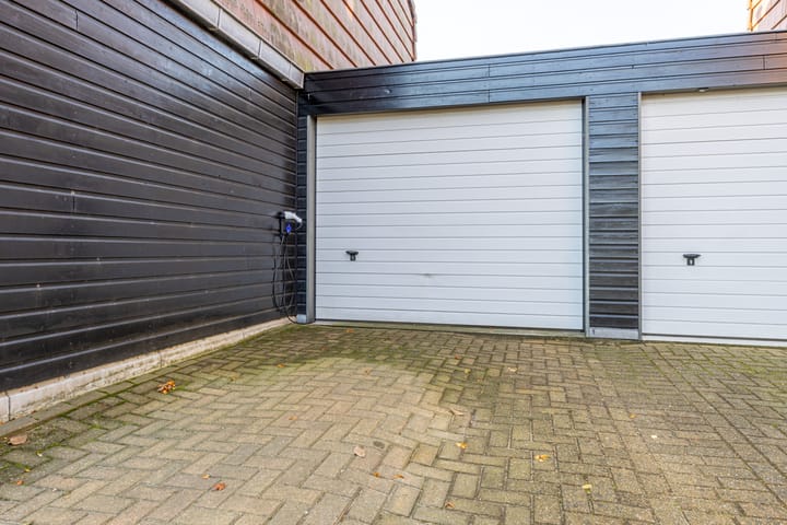 Foto 33 van de Ruijterkade 25