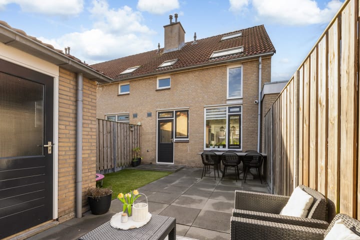 Photo 2 of Bakboord 29