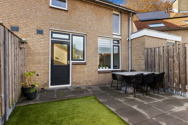 Photo 45 of Bakboord 29