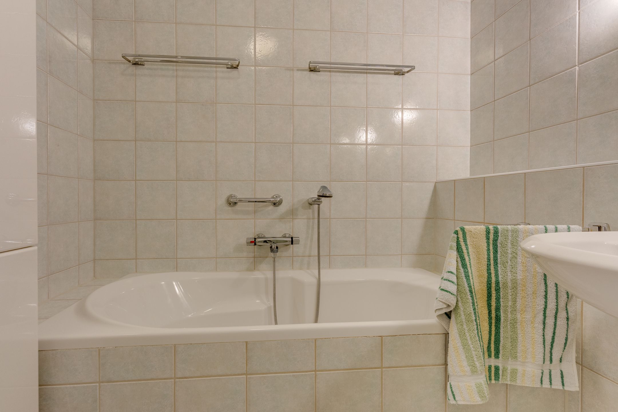 Foto 30 van Finsponglaan 5