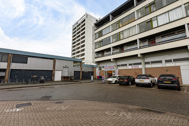 Photo 2 of Landschaplaan 98