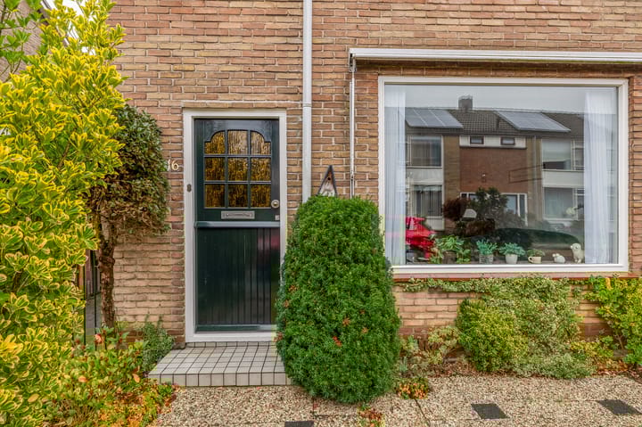 Photo 8 of Verveenstraat 16