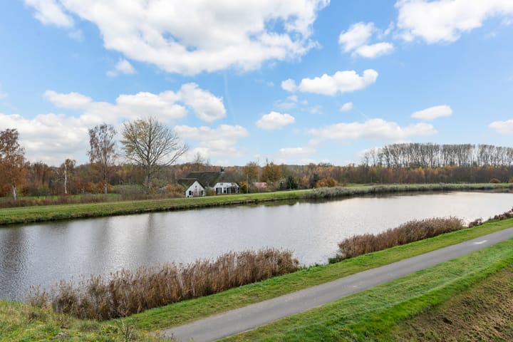 Photo 3 of Willem Moesweg 25