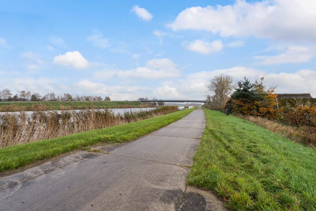 Foto 43 van Willem Moesweg 25