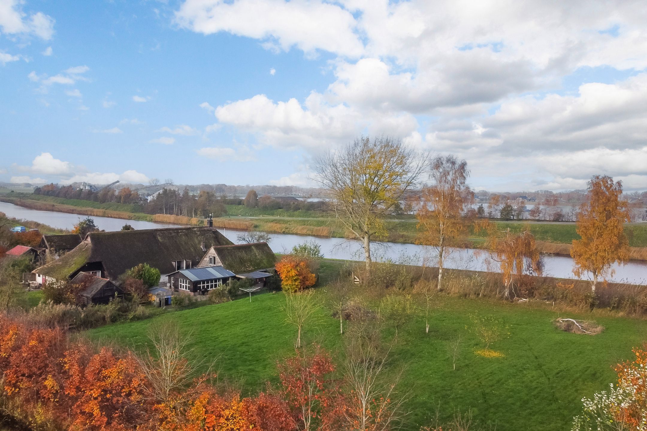 Foto 51 van Willem Moesweg 25