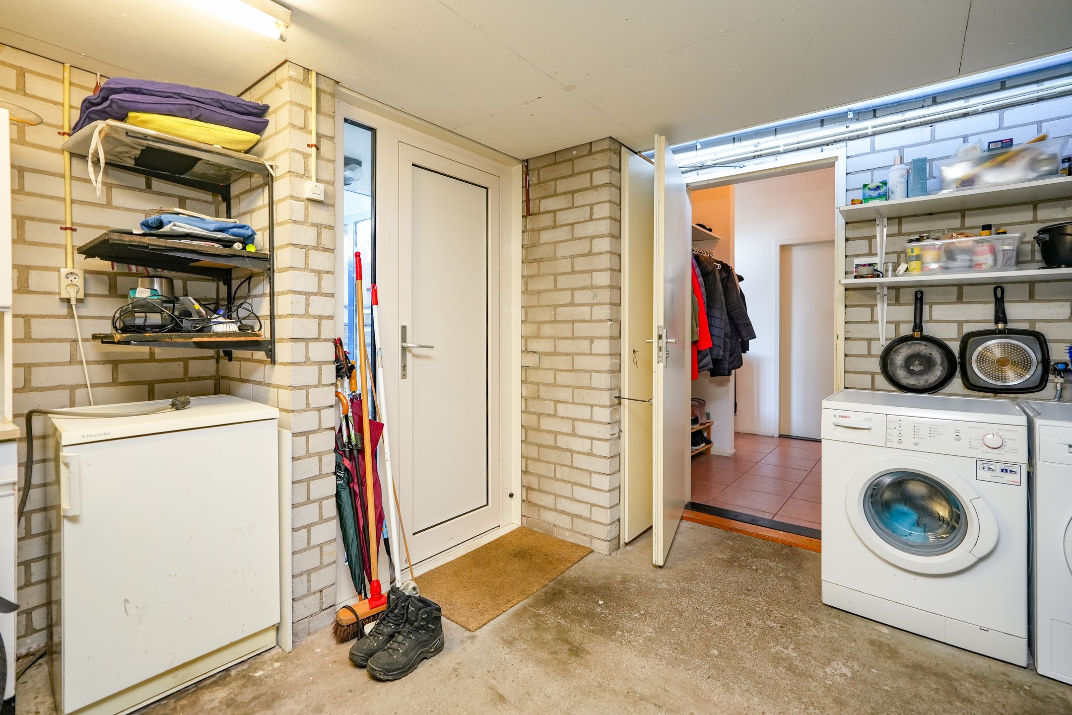 Photo 42 of Weezenhof 8371