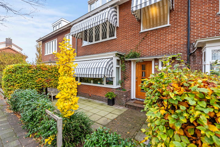 Photo 4 of Bilderdijklaan 8