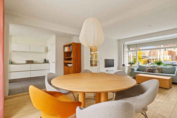 Photo 11 of Bilderdijklaan 8