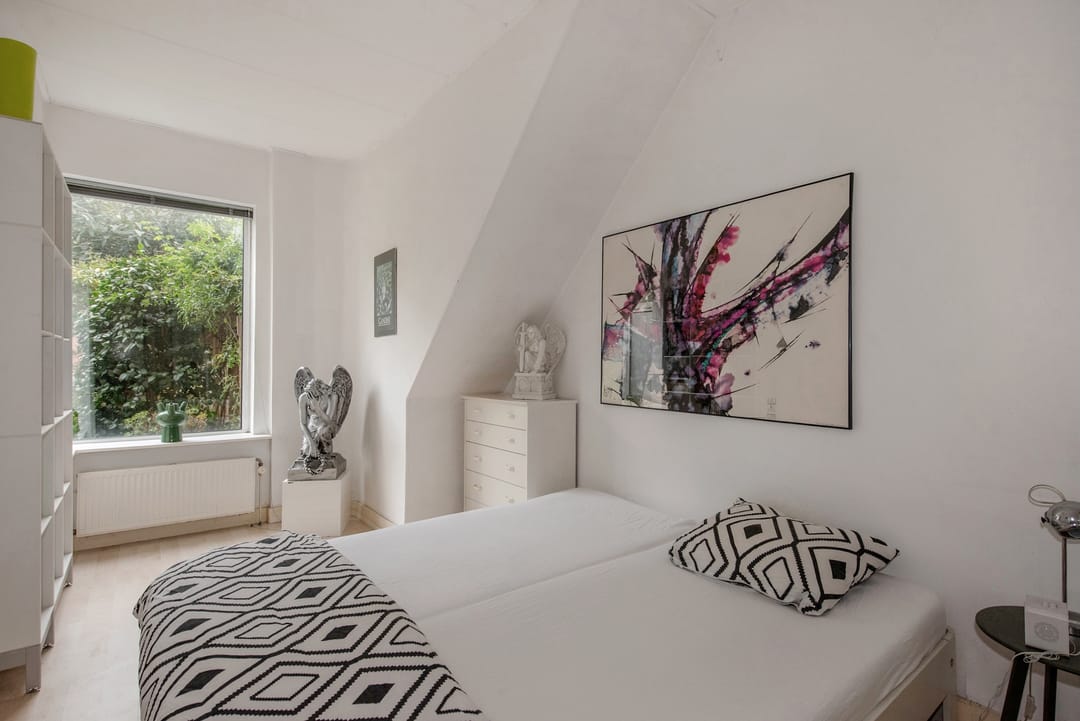 Foto 28 van Perenstraat 165