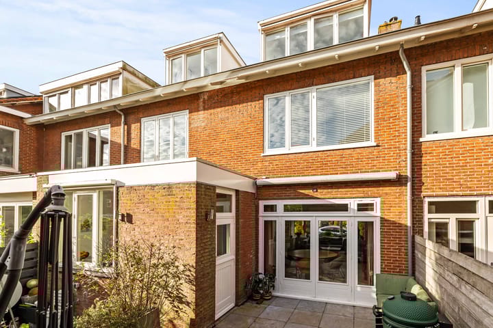 Photo 21 of Bilderdijklaan 8