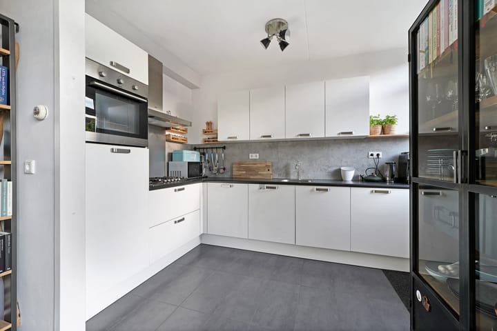 Photo 8 of Swaalingestraat 2