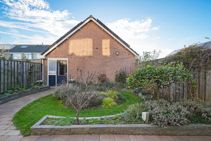 Photo 35 of Swaalingestraat 2