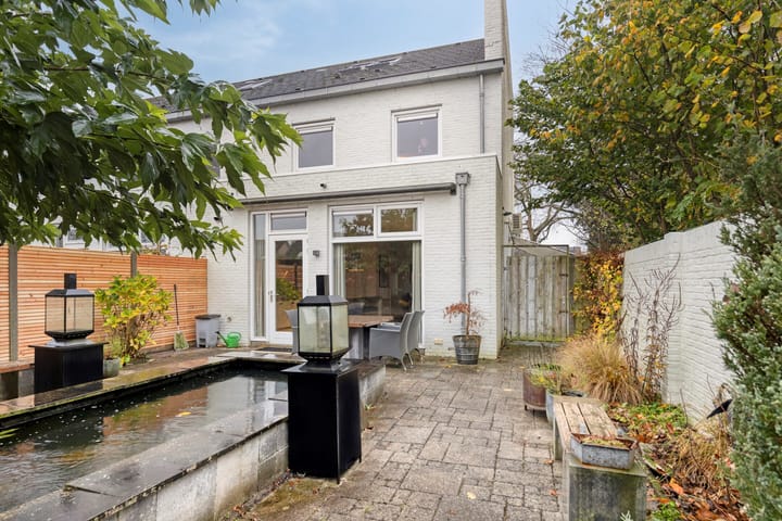 Photo 35 of Roelofsbeldstraat 48