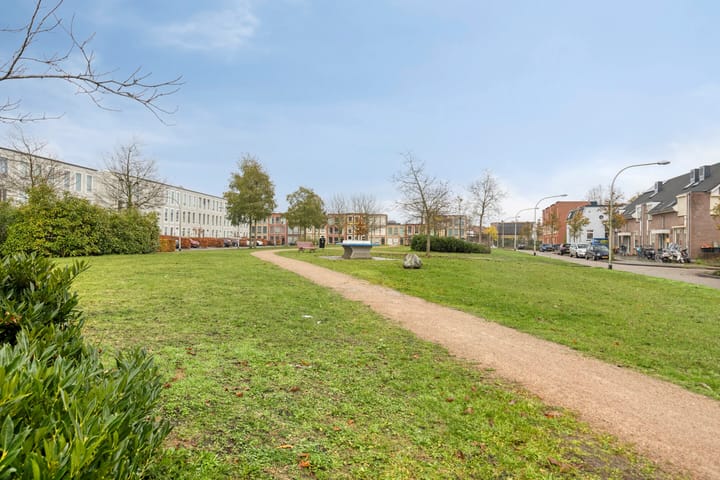 Photo 37 of Roelofsbeldstraat 48