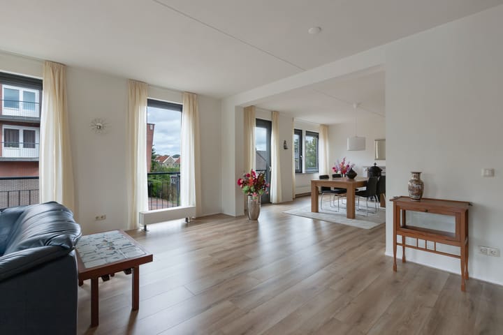 Foto 15 van Schoolstraat 4