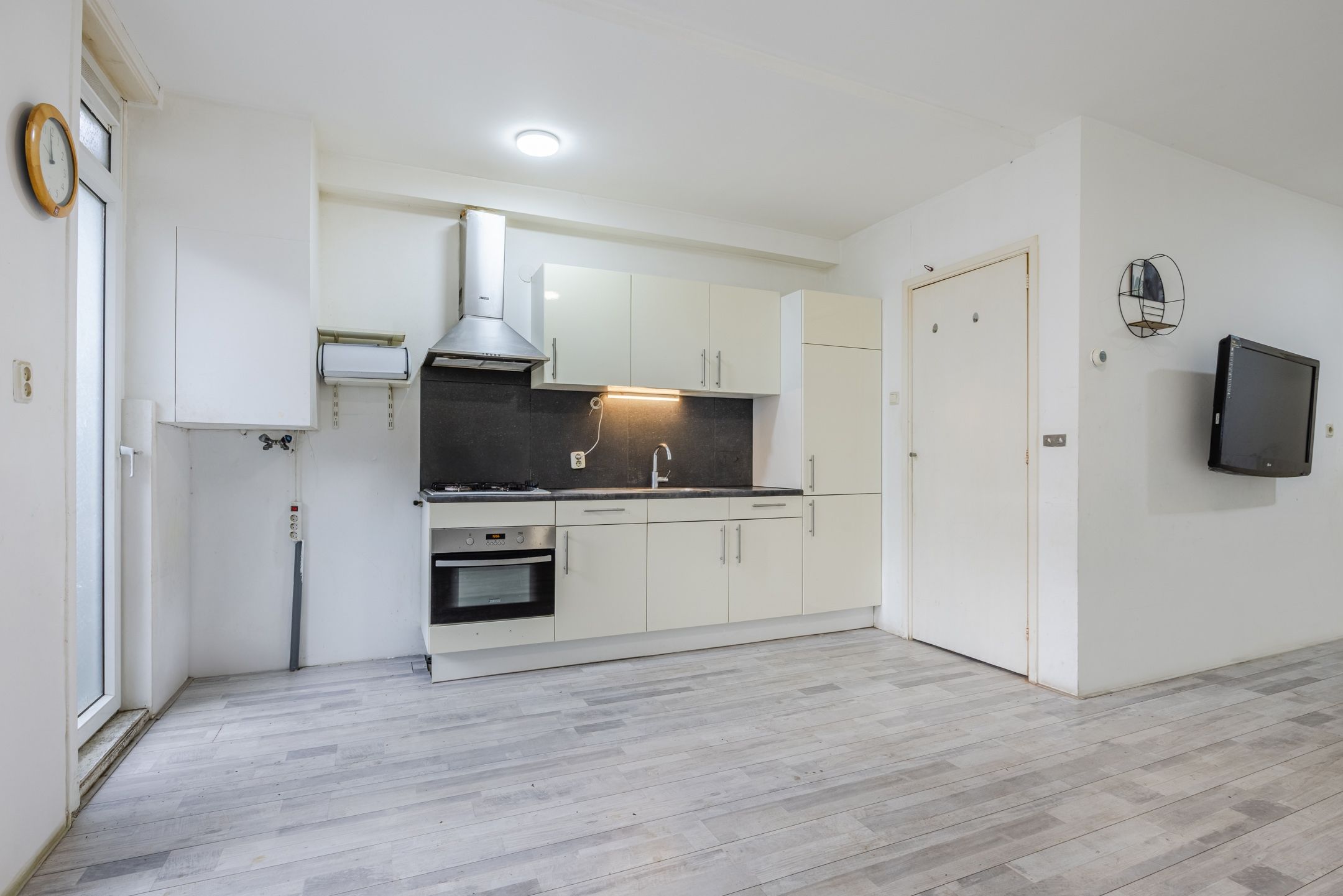 Photo 9 of Grieksestraat 74-A