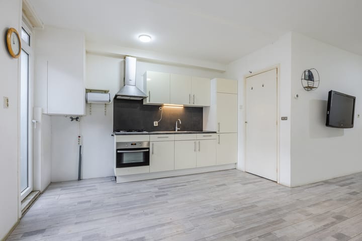 Photo 9 of Grieksestraat 74-A