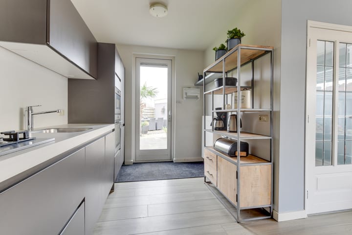 Photo 14 of Poststraat 60