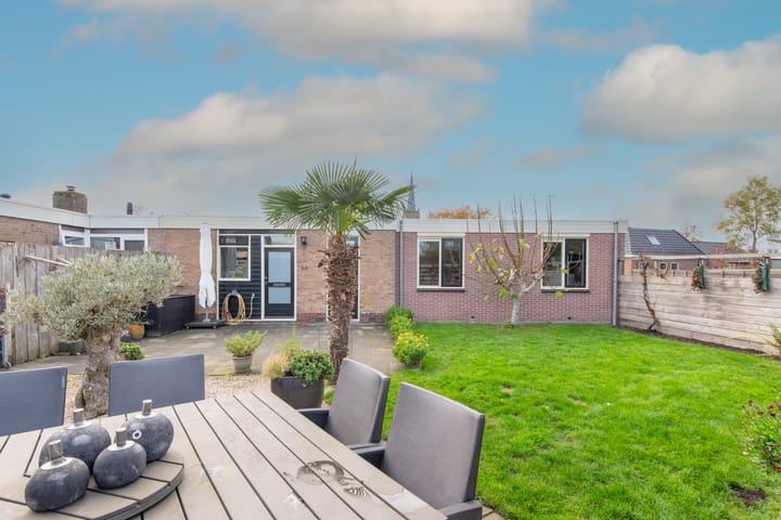 Photo 32 of Poststraat 60