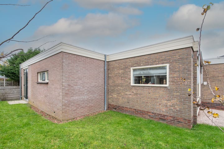 Photo 38 of Poststraat 60