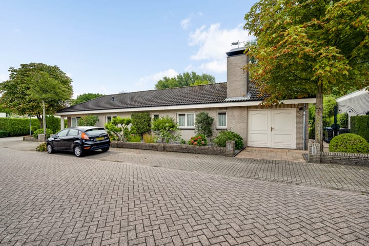 Foto 3 van Burgemeester Wittestraat 10