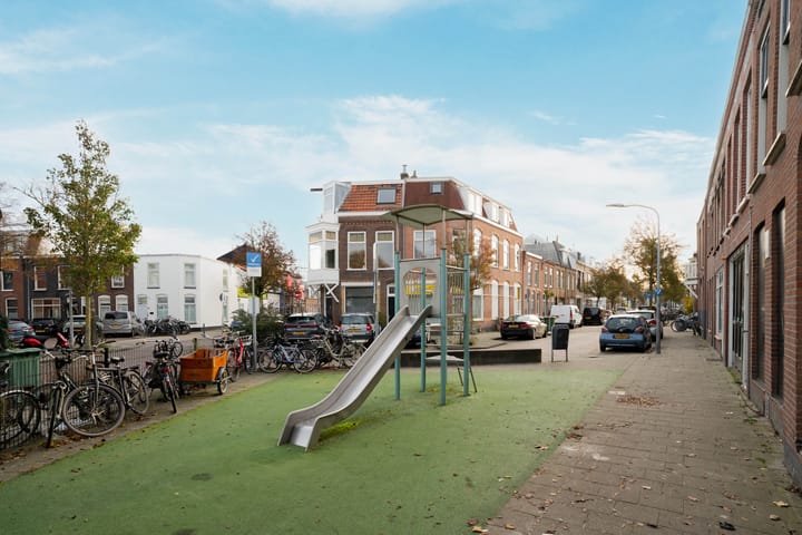 Foto 46 van Generaal Bothastraat 83