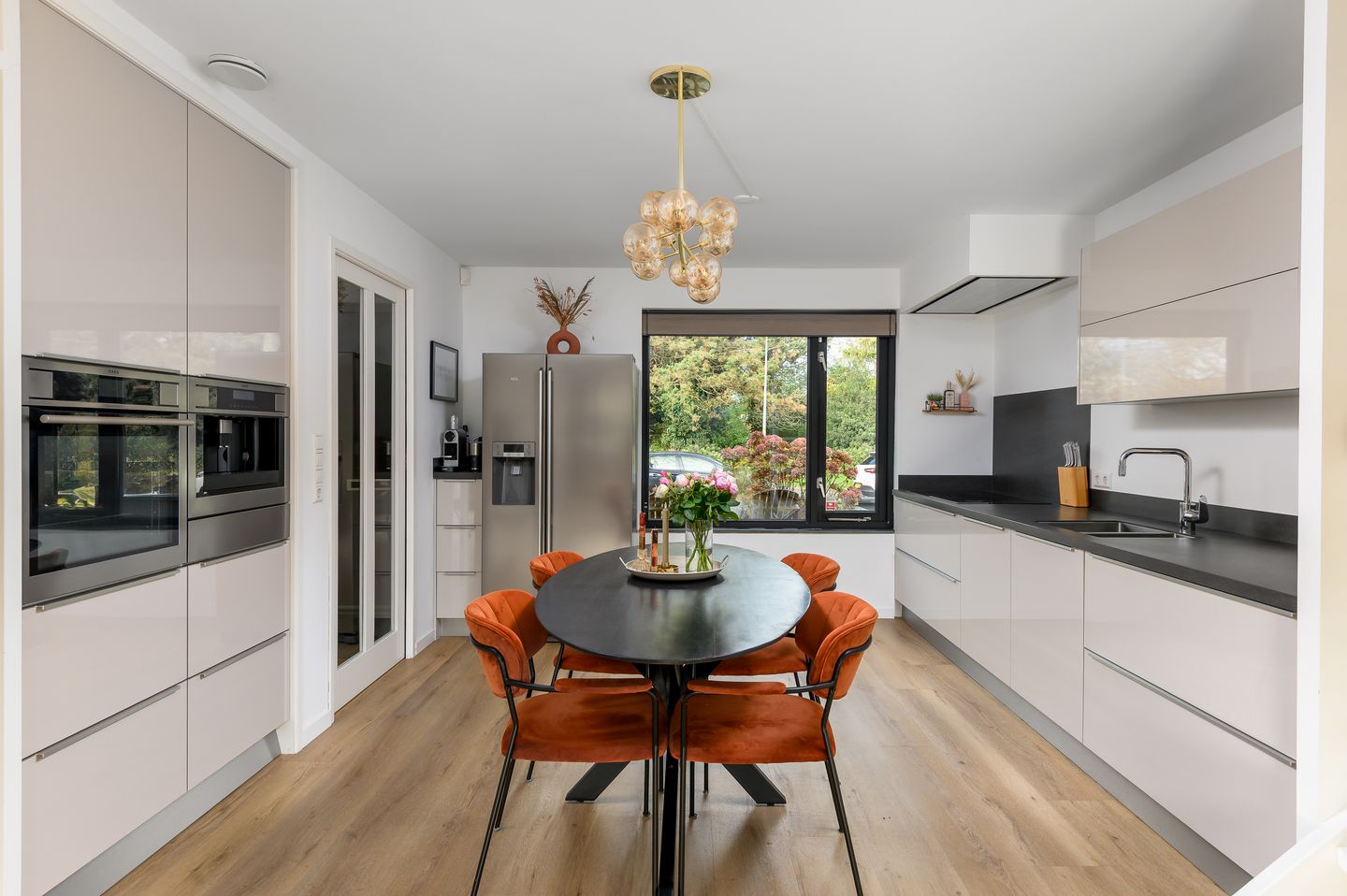 Foto 20 van Eeuwenweg 9