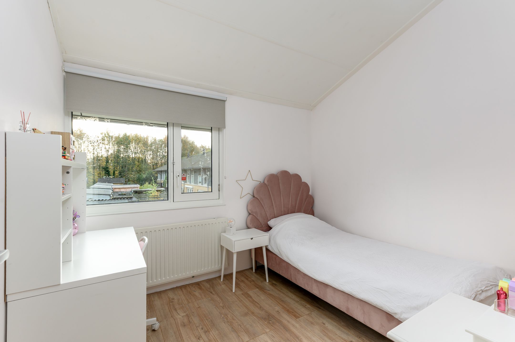 Foto 33 van Eeuwenweg 9