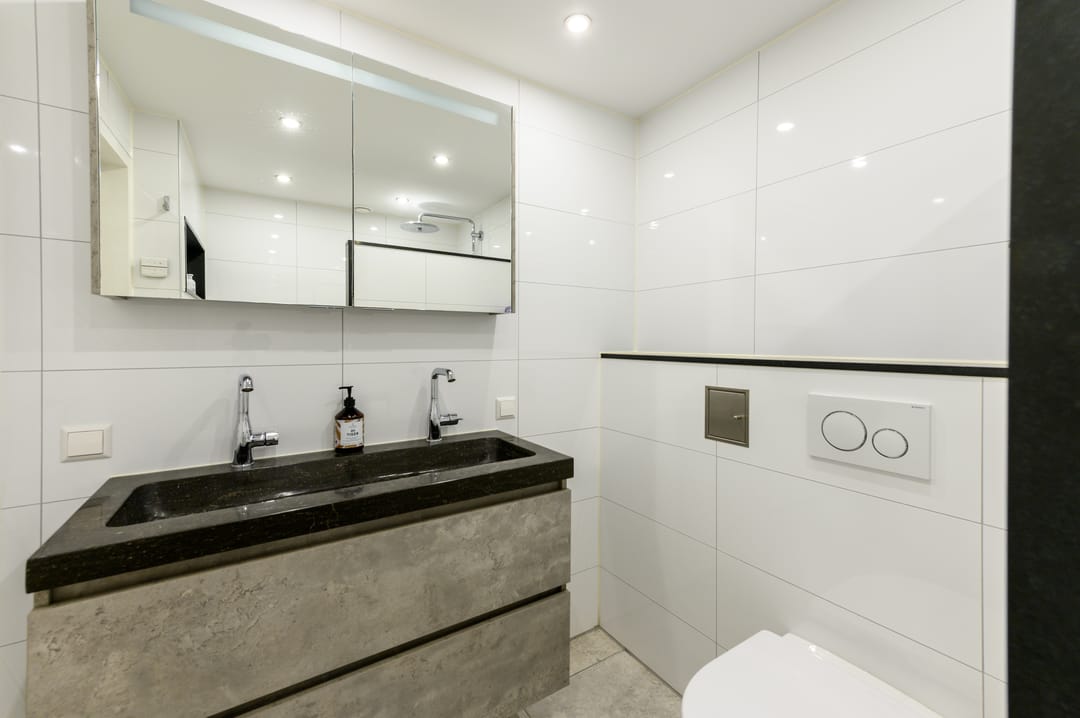 Foto 37 van Eeuwenweg 9