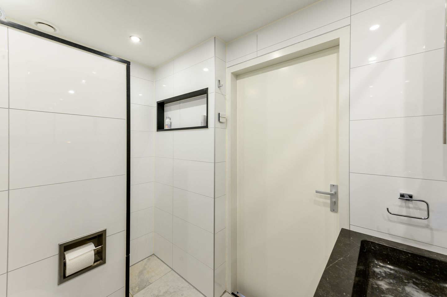 Foto 40 van Eeuwenweg 9