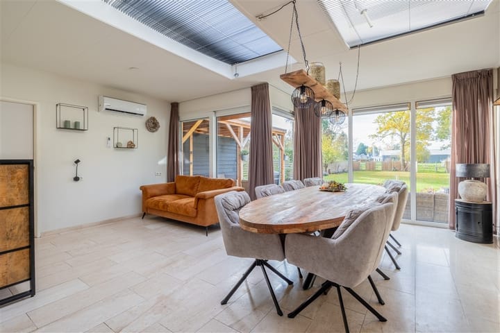 Photo 18 of Meidoornlaan 2-A