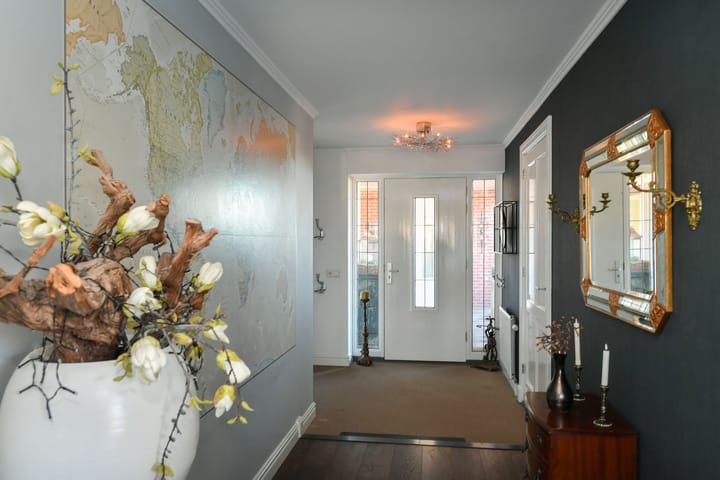 Photo 9 of Veenderweg 4-A