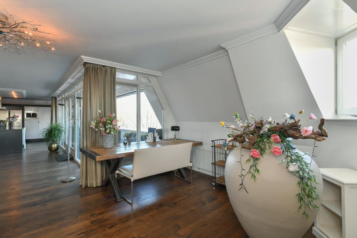 Photo 15 of Veenderweg 4-A