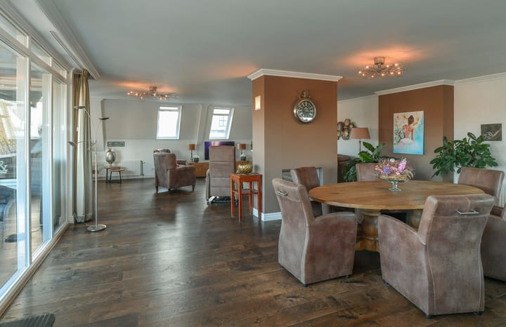 Photo 18 of Veenderweg 4-A