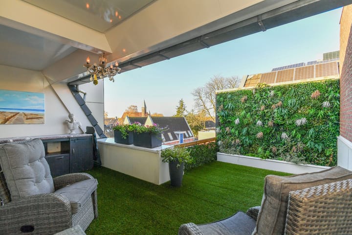 Photo 27 of Veenderweg 4-A