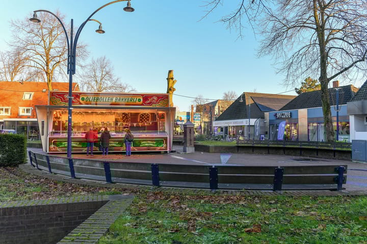 Photo 48 of Veenderweg 4-A