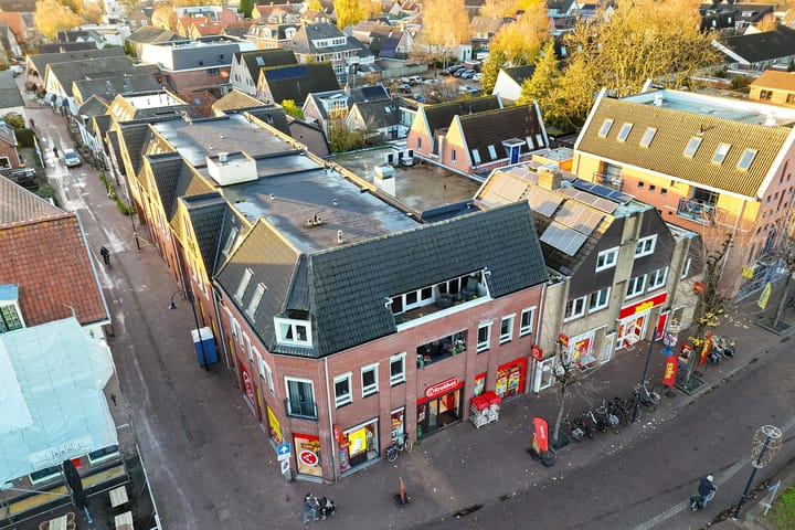 Photo 49 of Veenderweg 4-A