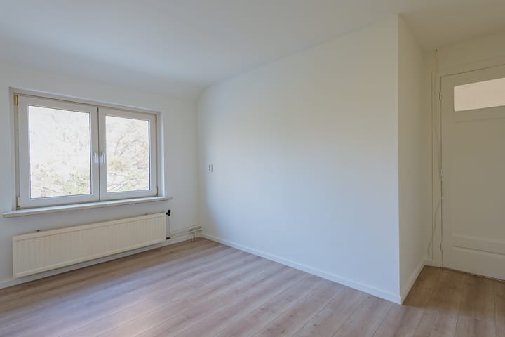 Photo 8 of Zandstraat 9