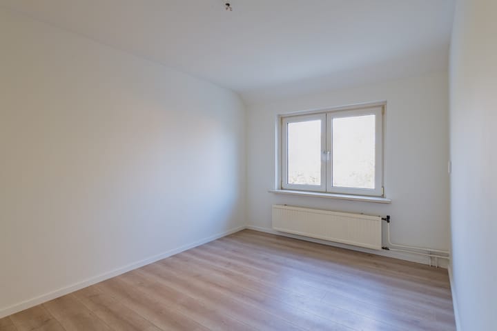 Photo 9 of Zandstraat 9