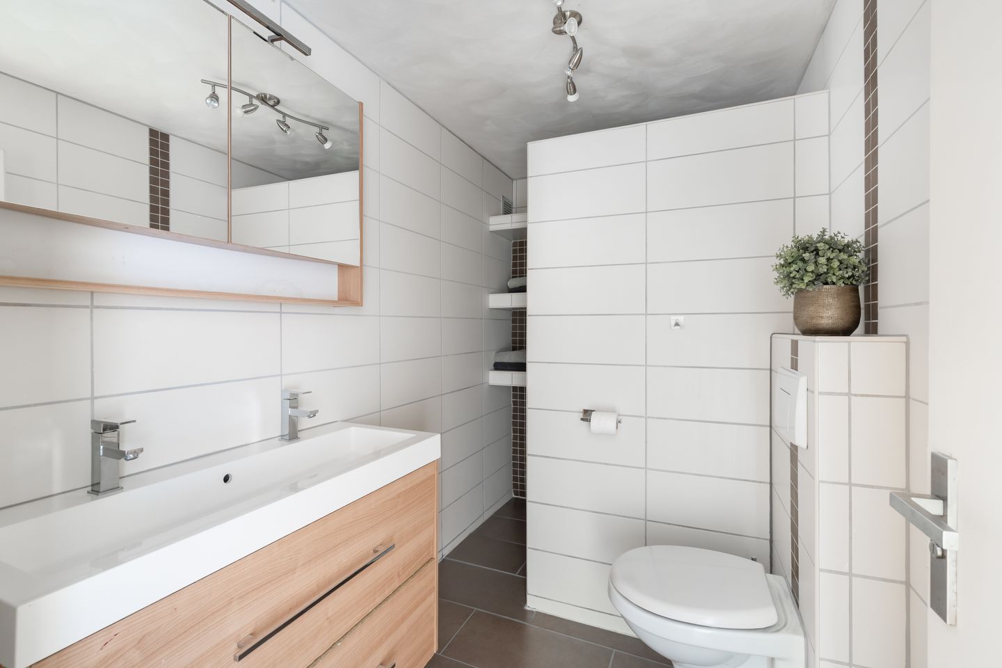 Photo 4 of Geerbron 24