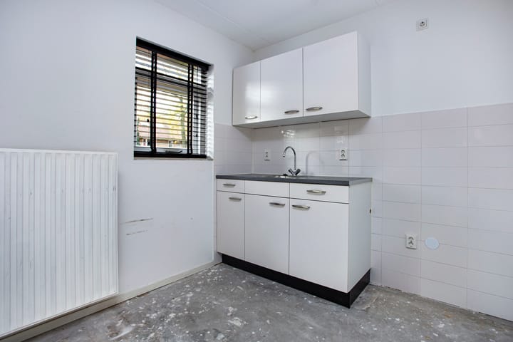 Photo 3 of Crocusstraat 4