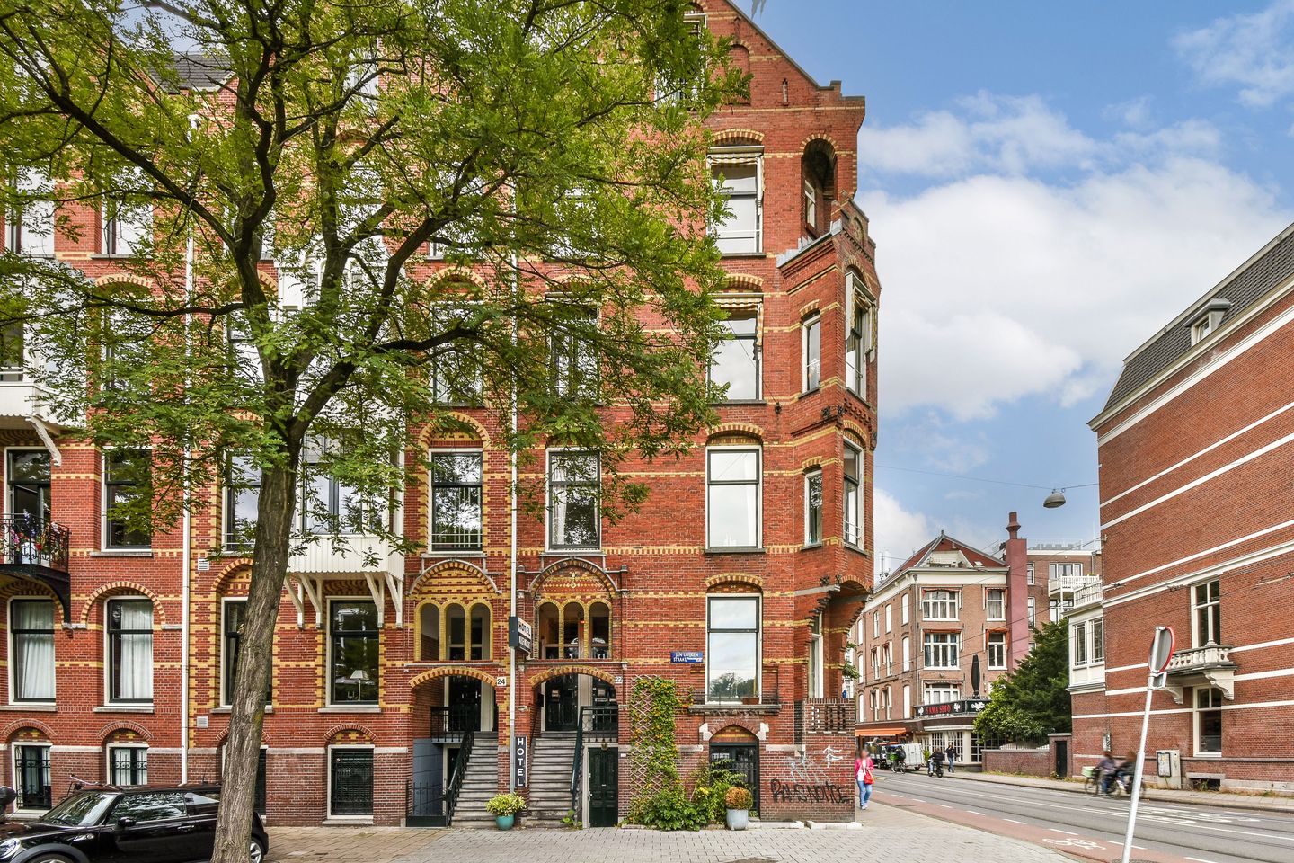 Foto 19 van Jan Luijkenstraat 22-H