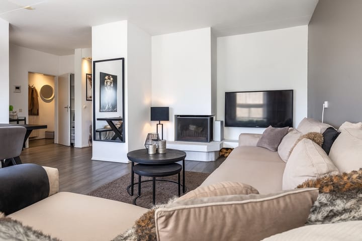 Photo 11 of H.J. van Heekplein 53-C