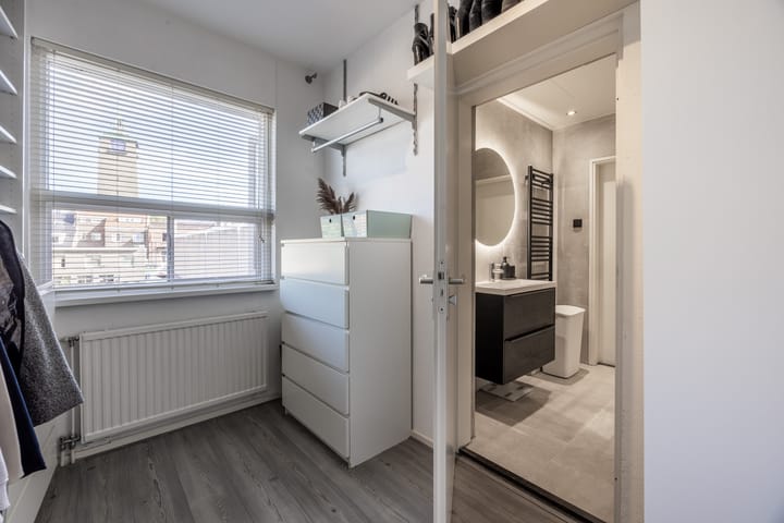 Photo 25 of H.J. van Heekplein 53-C