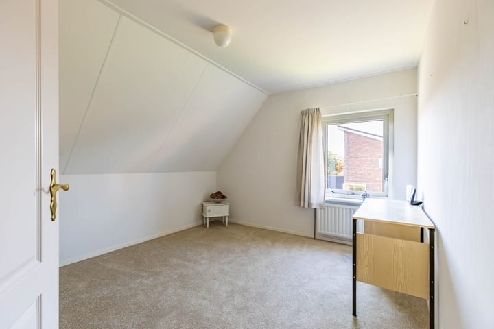 Foto 34 van Pastorietuin 4