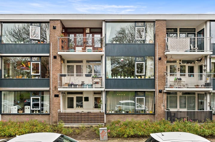 Frank van Borselenstraat 12