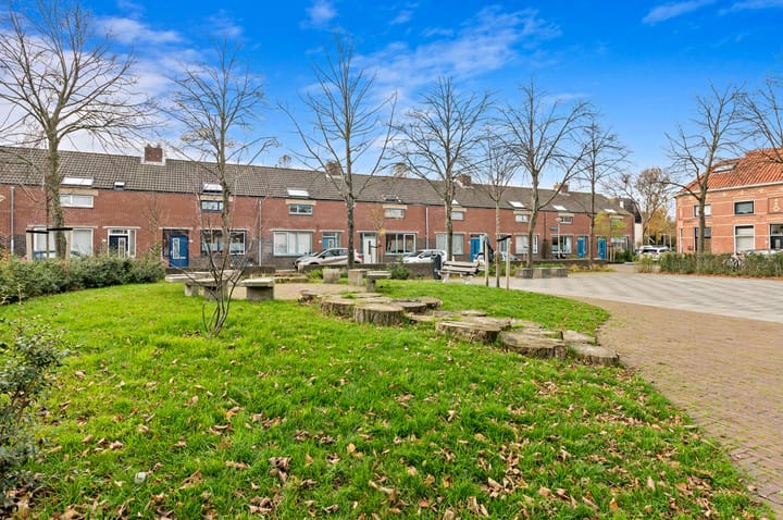 Photo 26 of Frank van Borselenstraat 12