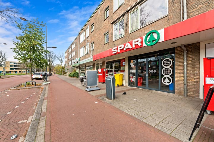 Photo 27 of Frank van Borselenstraat 12