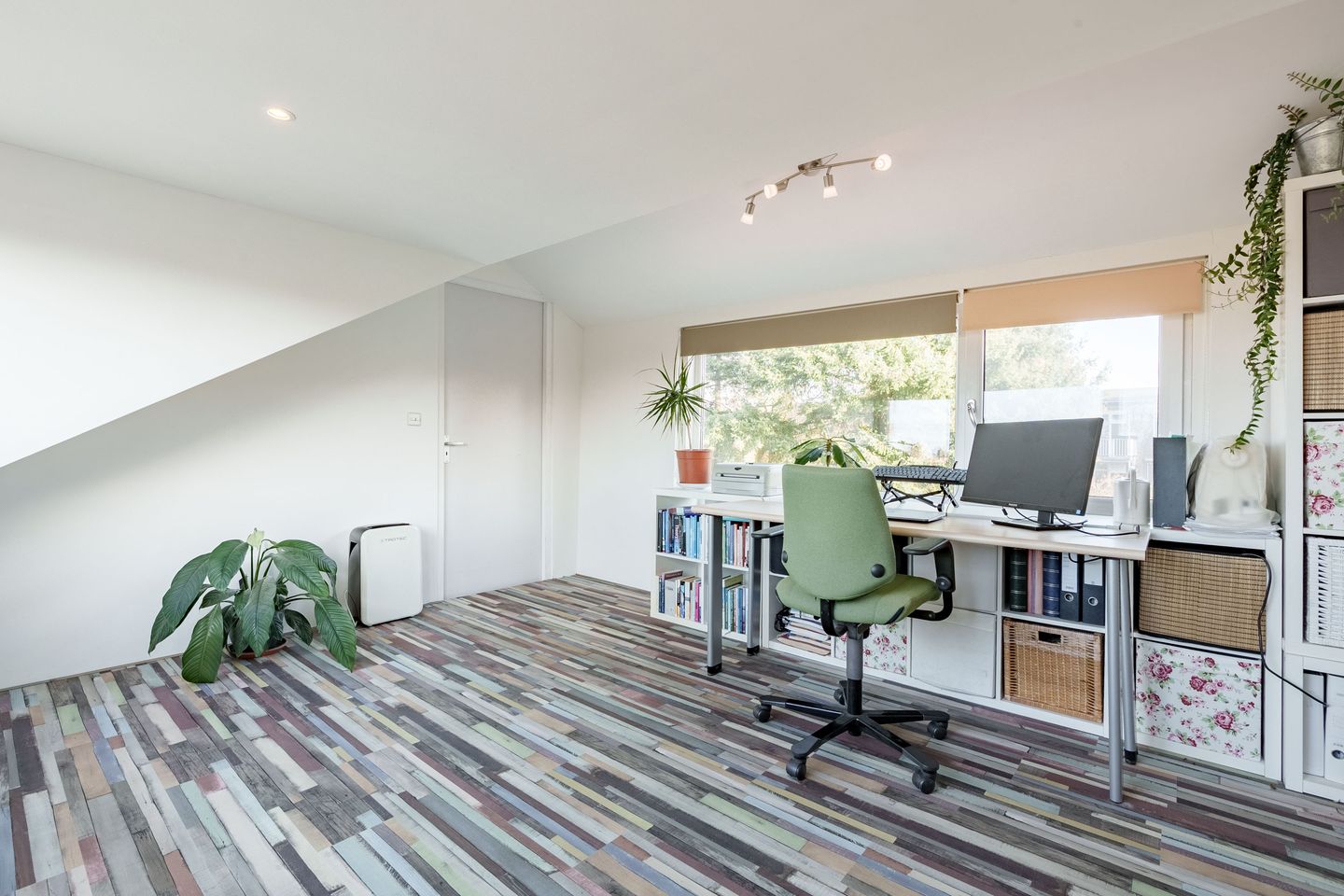 Photo 25 of Kamperfoelielaan 2