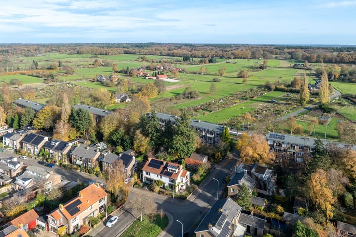 Foto 34 van Kamperfoelielaan 2